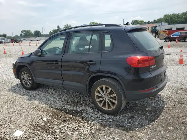 WVGAV7AX4JK003740 2018 VOLKSWAGEN TIGUAN - Image 2