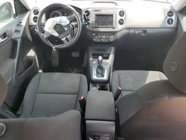 WVGAV7AX4JK003740 2018 VOLKSWAGEN TIGUAN - Image 8