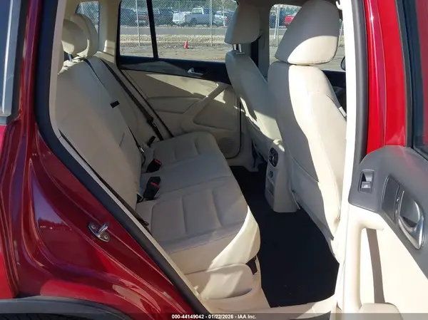 WVGAV7AX5GW002114 2016 VOLKSWAGEN TIGUAN - Image 8