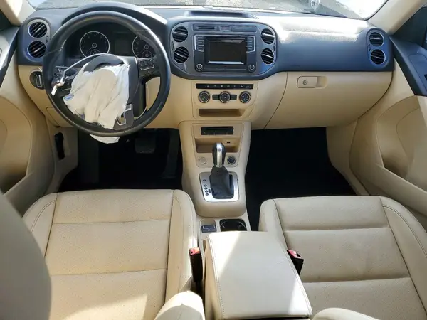 WVGAV7AX5GW003604 2016 VOLKSWAGEN TIGUAN - Image 8