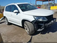 WVGAV7AX5GW017602 2016 VOLKSWAGEN TIGUAN