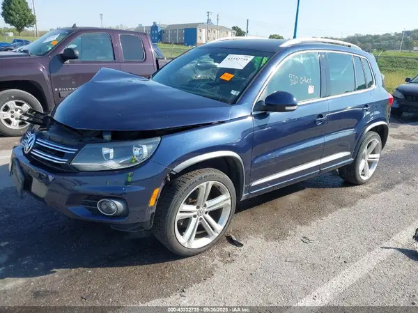 WVGAV7AX5GW060420 2016 VOLKSWAGEN TIGUAN - Image 2