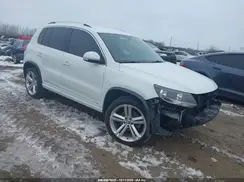 WVGAV7AX5GW082255 2016 VOLKSWAGEN TIGUAN