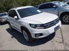 WVGAV7AX5GW087293 2016 VOLKSWAGEN TIGUAN