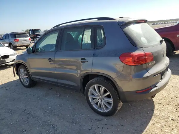 WVGAV7AX5GW514438 2016 VOLKSWAGEN TIGUAN - Image 2