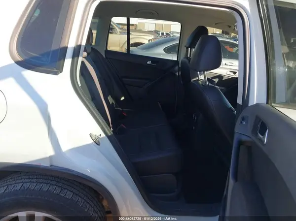 WVGAV7AX5GW516657 2016 VOLKSWAGEN TIGUAN - Image 8