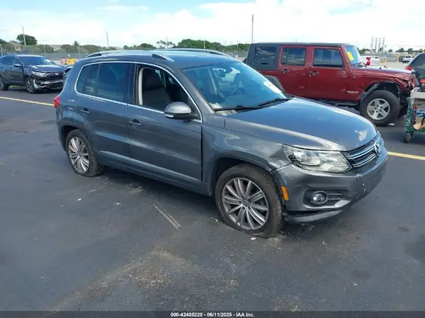 WVGAV7AX5GW523799 2016 VOLKSWAGEN TIGUAN - Image 1