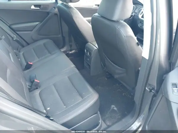 WVGAV7AX5GW523799 2016 VOLKSWAGEN TIGUAN - Image 8