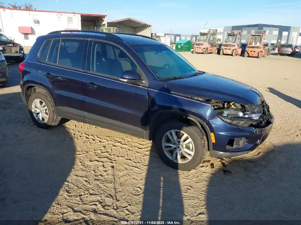 WVGAV7AX5GW530770 2016 VOLKSWAGEN TIGUAN - Image 1