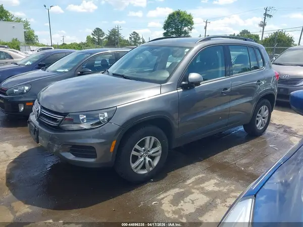 WVGAV7AX5GW531563 2016 VOLKSWAGEN TIGUAN - Image 2