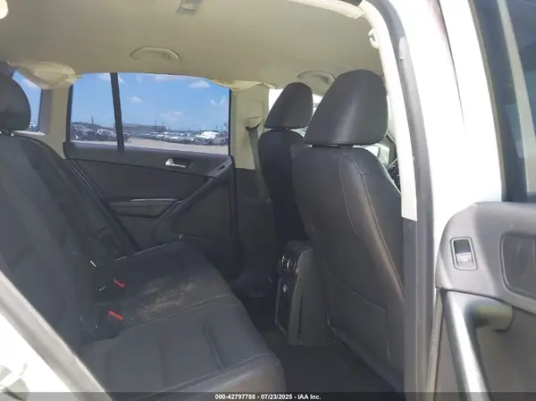 WVGAV7AX5GW557452 2016 VOLKSWAGEN TIGUAN - Image 8