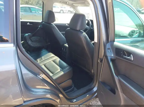 WVGAV7AX5GW561405 2016 VOLKSWAGEN TIGUAN - Image 8