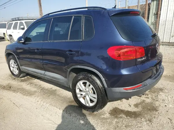 WVGAV7AX5GW561873 2016 VOLKSWAGEN TIGUAN - Image 2