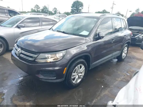 WVGAV7AX5GW571223 2016 VOLKSWAGEN TIGUAN - Image 2