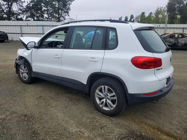 WVGAV7AX5GW584036 2016 VOLKSWAGEN TIGUAN - Image 2