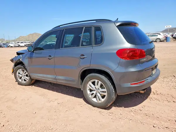 WVGAV7AX5GW584991 2016 VOLKSWAGEN TIGUAN - Image 2