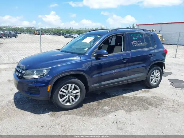 WVGAV7AX5GW600784 2016 VOLKSWAGEN TIGUAN - Image 2