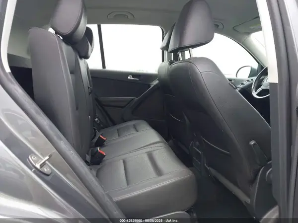 WVGAV7AX5GW600803 2016 VOLKSWAGEN TIGUAN - Image 8