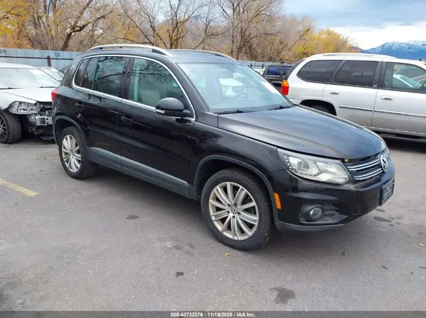 WVGAV7AX5GW602194 2016 VOLKSWAGEN TIGUAN - Image 1