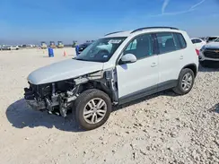 WVGAV7AX5GW602826 2016 VOLKSWAGEN TIGUAN