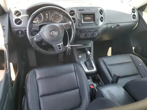 WVGAV7AX5GW603829 2016 VOLKSWAGEN TIGUAN - Image 8
