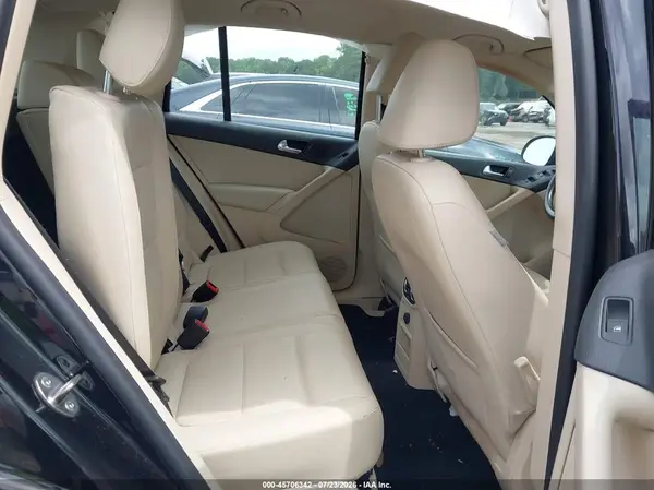 WVGAV7AX5GW606102 2016 VOLKSWAGEN TIGUAN - Image 8