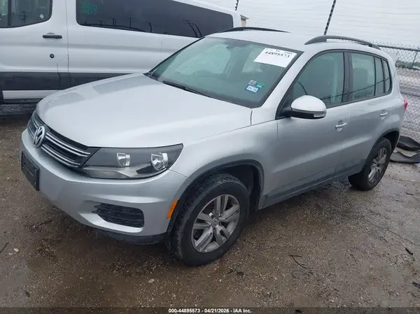 WVGAV7AX5GW606715 2016 VOLKSWAGEN TIGUAN - Image 2
