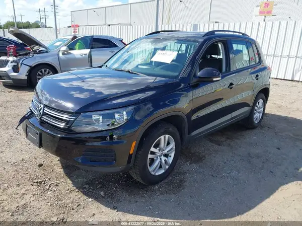 WVGAV7AX5GW607265 2016 VOLKSWAGEN TIGUAN - Image 2
