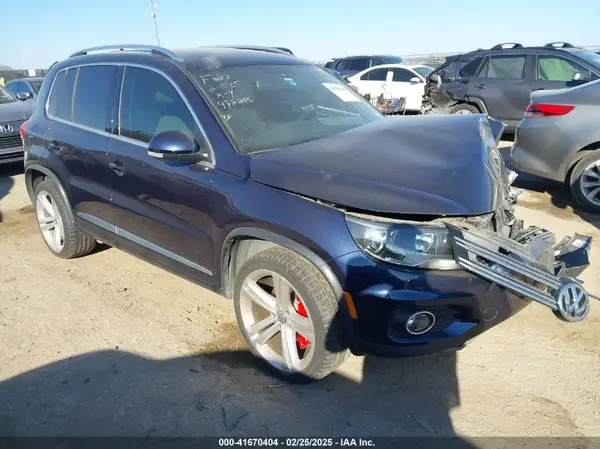 WVGAV7AX5GW617763 2016 VOLKSWAGEN TIGUAN - Image 1