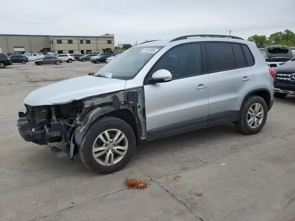 WVGAV7AX5HK001697 2017 VOLKSWAGEN TIGUAN - Image 1