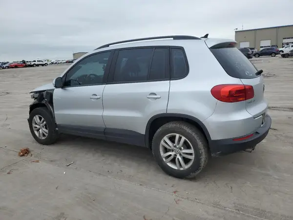 WVGAV7AX5HK001697 2017 VOLKSWAGEN TIGUAN - Image 2