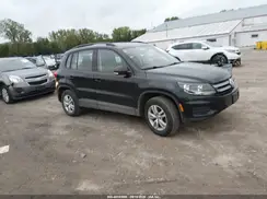 WVGAV7AX5HK002879 2017 VOLKSWAGEN TIGUAN