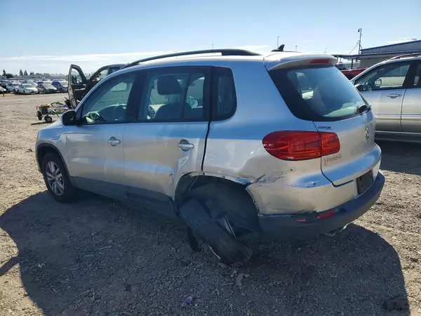 WVGAV7AX5HK006690 2017 VOLKSWAGEN TIGUAN - Image 2