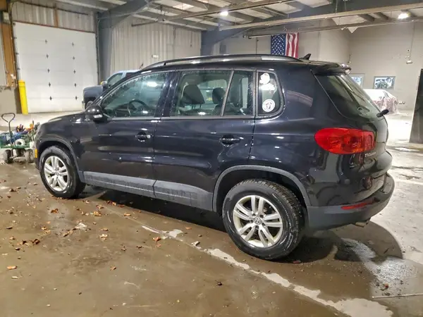WVGAV7AX5HK008231 2017 VOLKSWAGEN TIGUAN - Image 2