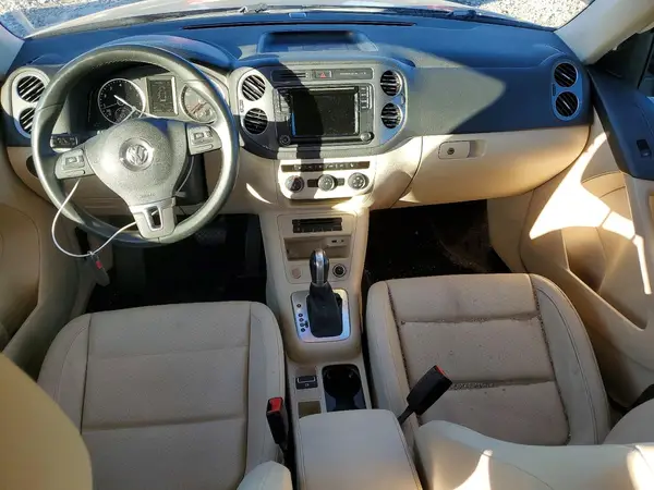 WVGAV7AX5HK015678 2017 VOLKSWAGEN TIGUAN - Image 8