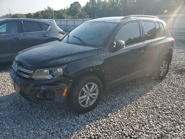 WVGAV7AX5HK020668 2017 VOLKSWAGEN TIGUAN - Image 1