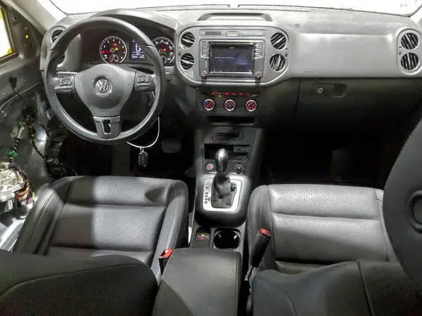 WVGAV7AX5HK022890 2017 VOLKSWAGEN TIGUAN - Image 8