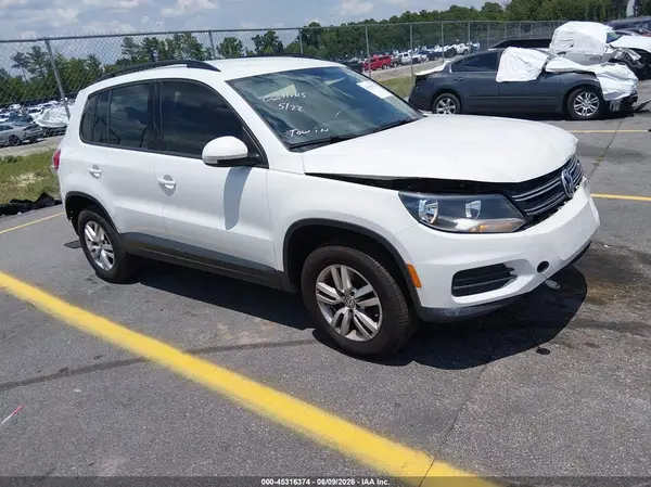 WVGAV7AX5HK023280 2017 VOLKSWAGEN TIGUAN - Image 1
