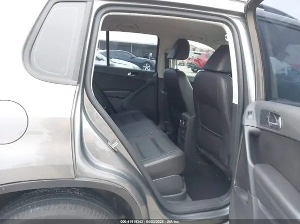 WVGAV7AX5HK026115 2017 VOLKSWAGEN TIGUAN - Image 8