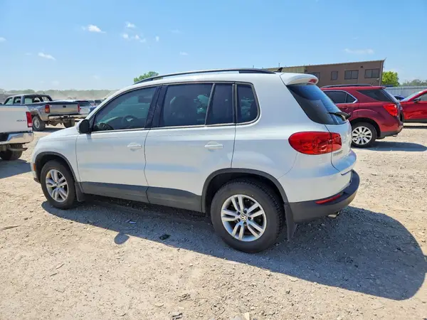 WVGAV7AX5HK026552 2017 VOLKSWAGEN TIGUAN - Image 2