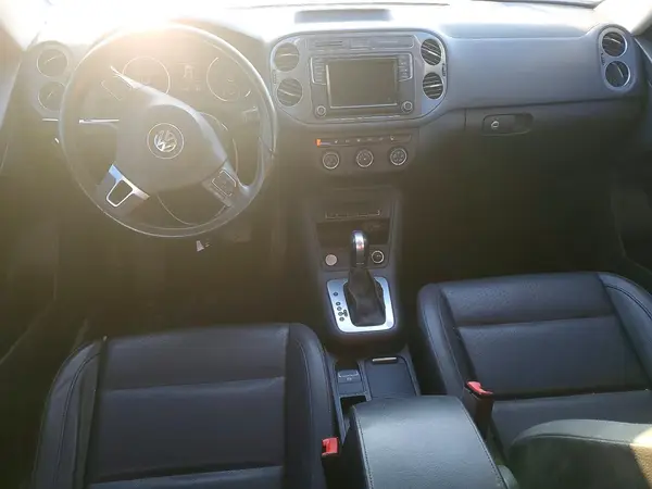 WVGAV7AX5HK030522 2017 VOLKSWAGEN TIGUAN - Image 8