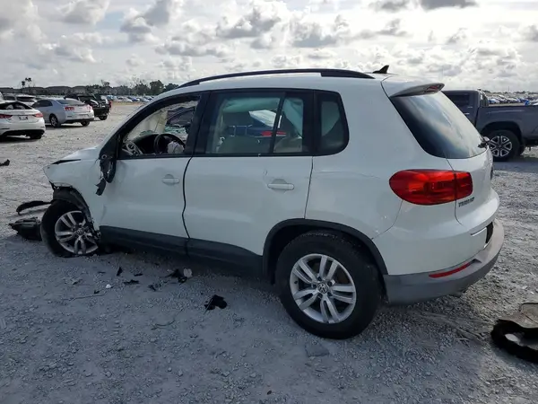 WVGAV7AX5HK034408 2017 VOLKSWAGEN TIGUAN - Image 2