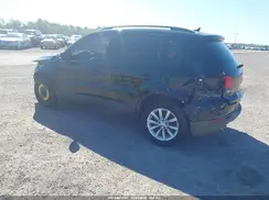 WVGAV7AX5HK041942 2017 VOLKSWAGEN TIGUAN
