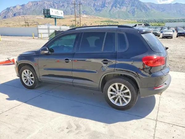 WVGAV7AX5HK042055 2017 VOLKSWAGEN TIGUAN - Image 2