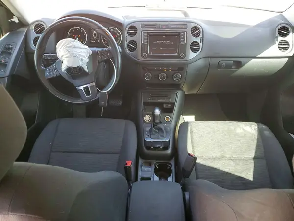 WVGAV7AX5HK042055 2017 VOLKSWAGEN TIGUAN - Image 8