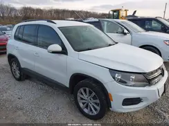WVGAV7AX5HK042833 2017 VOLKSWAGEN TIGUAN