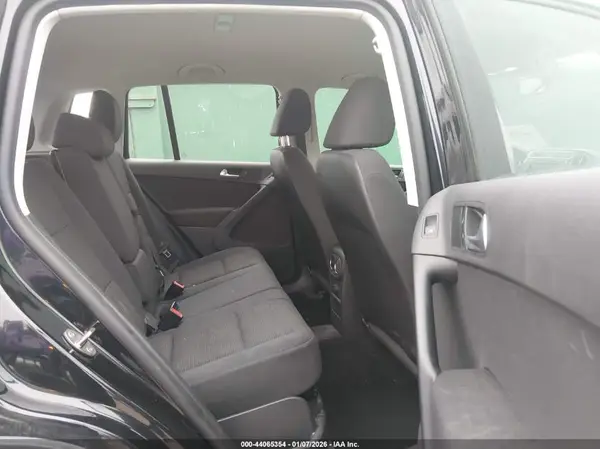 WVGAV7AX5HK044761 2017 VOLKSWAGEN TIGUAN - Image 8