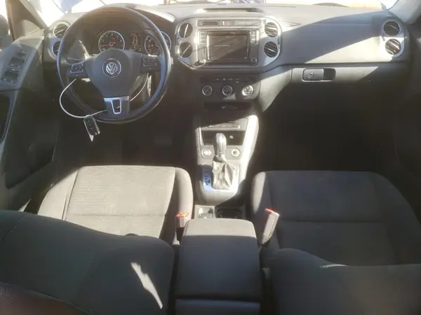 WVGAV7AX5HK049541 2017 VOLKSWAGEN TIGUAN - Image 8