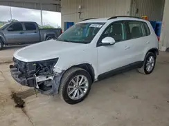 WVGAV7AX5HK050043 2017 VOLKSWAGEN TIGUAN