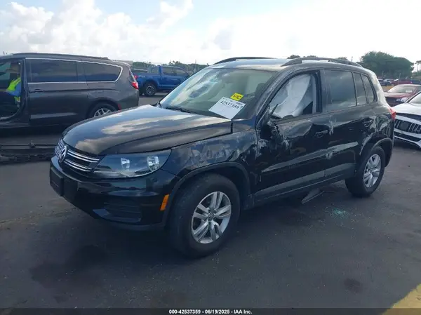 WVGAV7AX5HW509161 2017 VOLKSWAGEN TIGUAN - Image 2